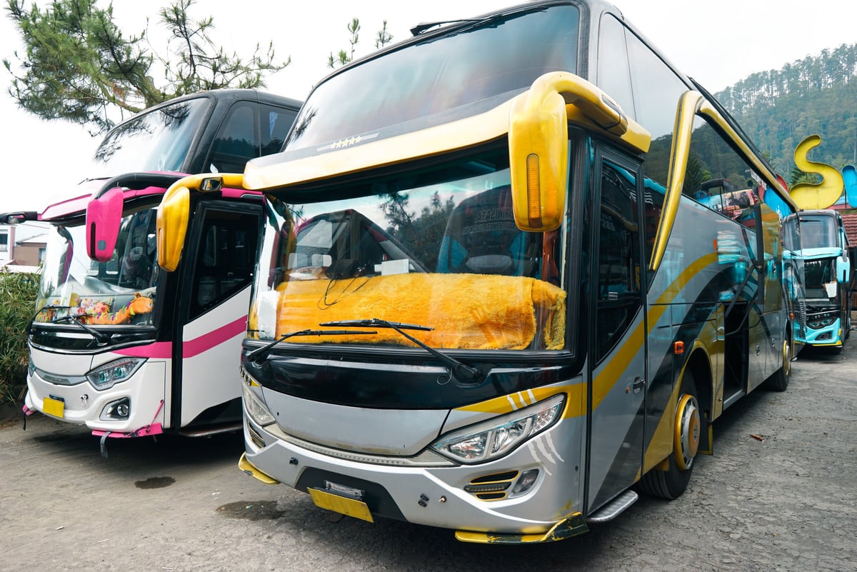 Zain Coach luxury bus
